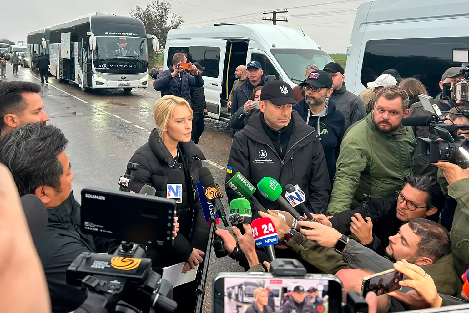 Civilians from Russian-occupied Oleshky arrive in Belarus on their way to Ukraine