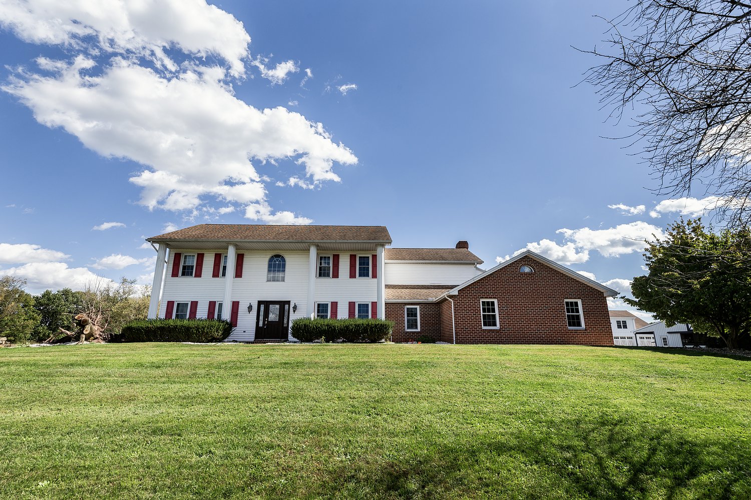 Ten-acre estate ‘created for living, working, and pursuing your passions’ -- Cool Spaces