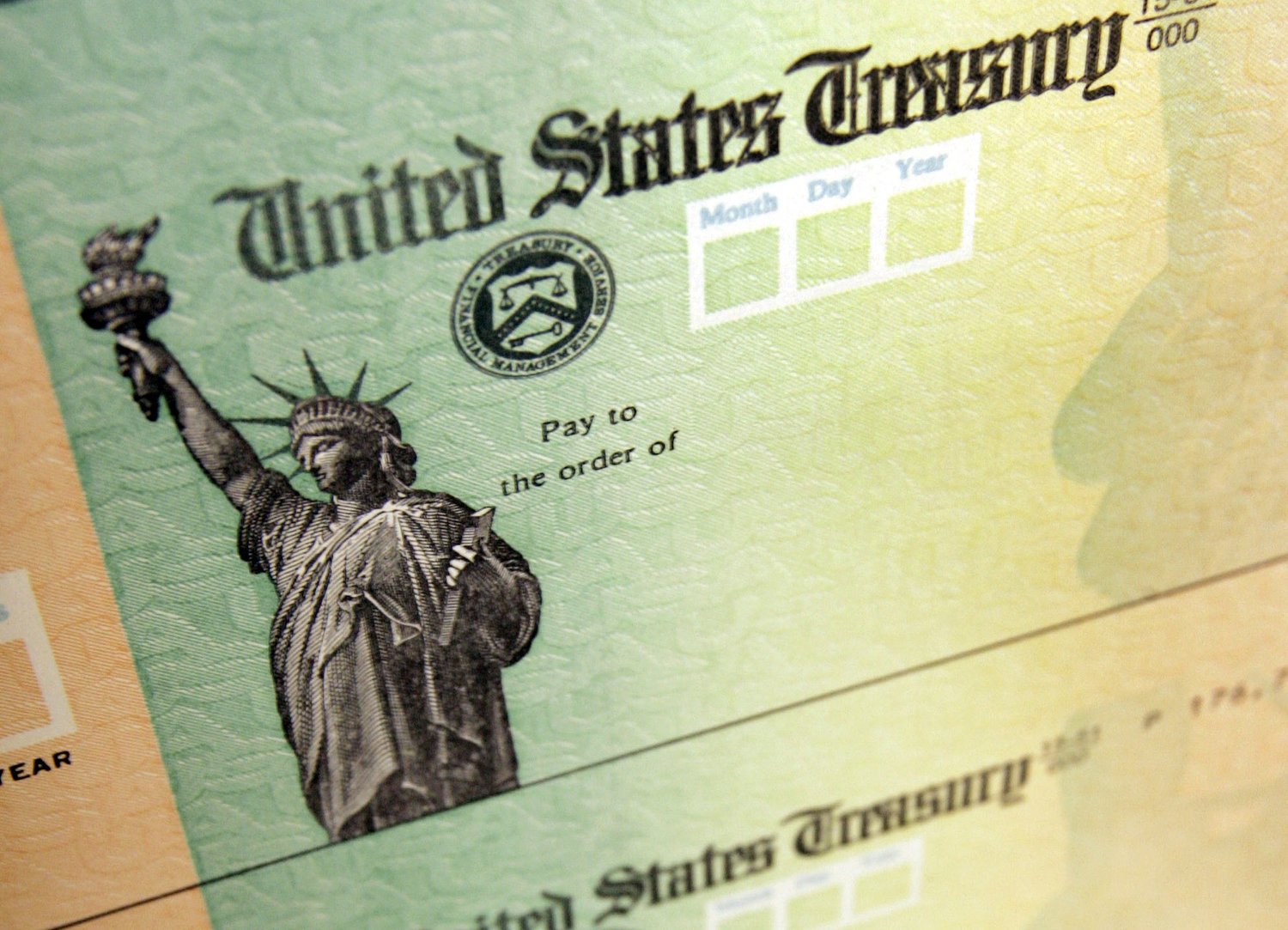 50,000 Americans are receiving $5,000 payments, IRS says: Do you qualify?