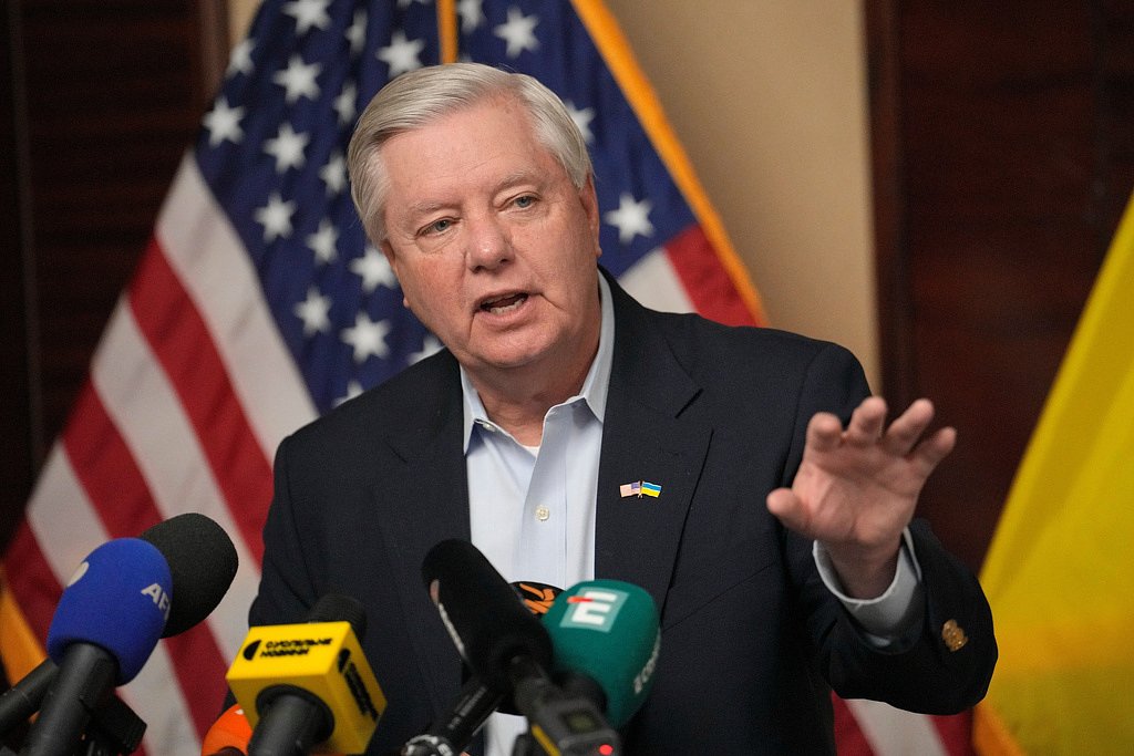 Lindsey Graham's journey from a pool hall to the heights of political power