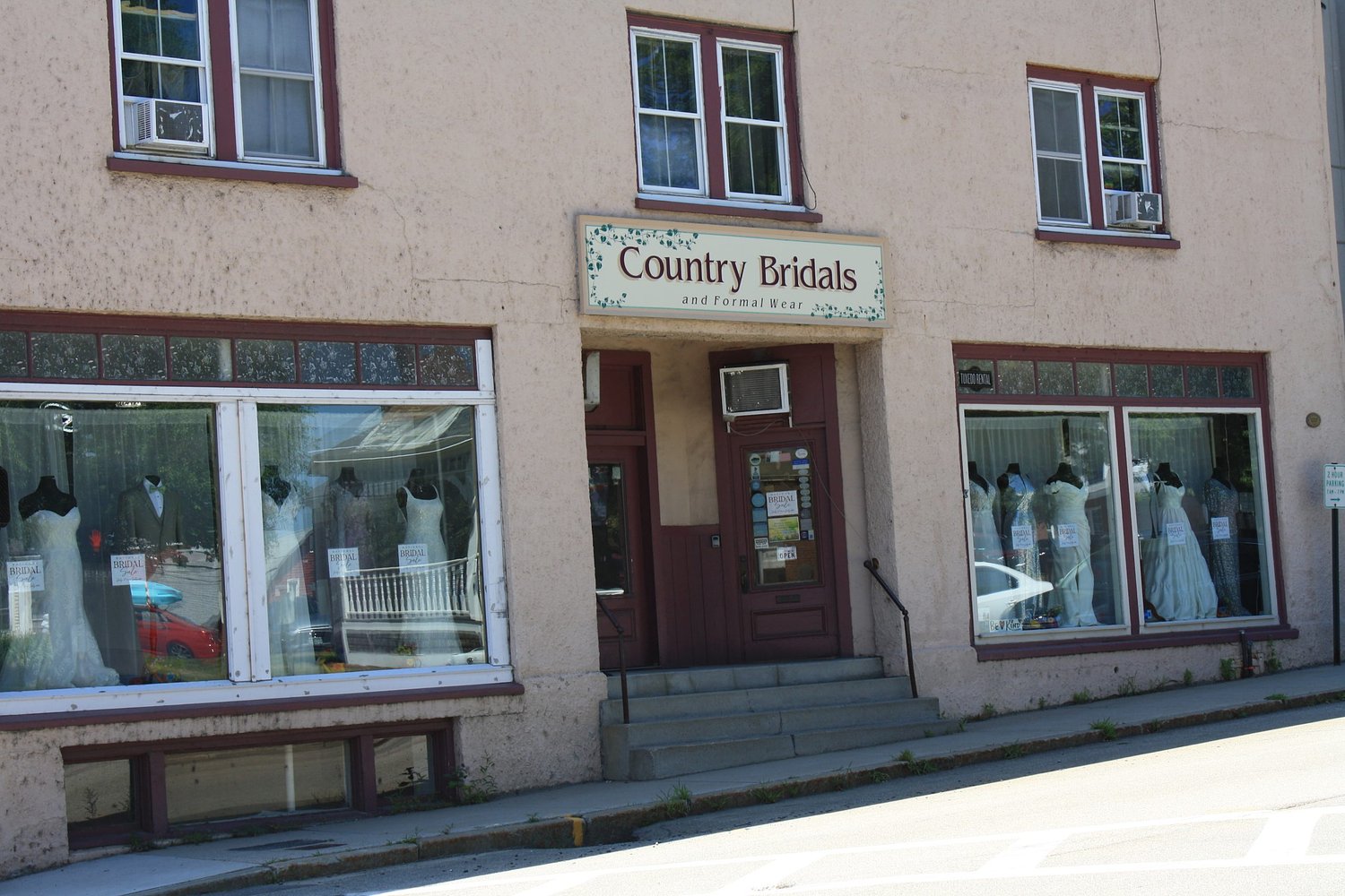 BUSINESS QUARTERLY: How Country Bridals helps brides navigate changing styles and budgets