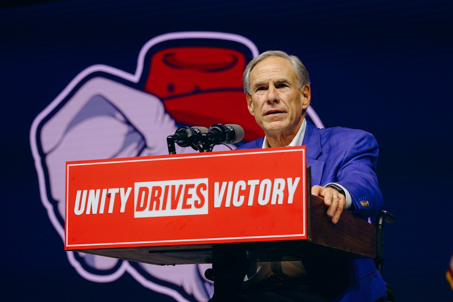 North Texas suburbs resisting new housing laws garner Abbott's rebuke