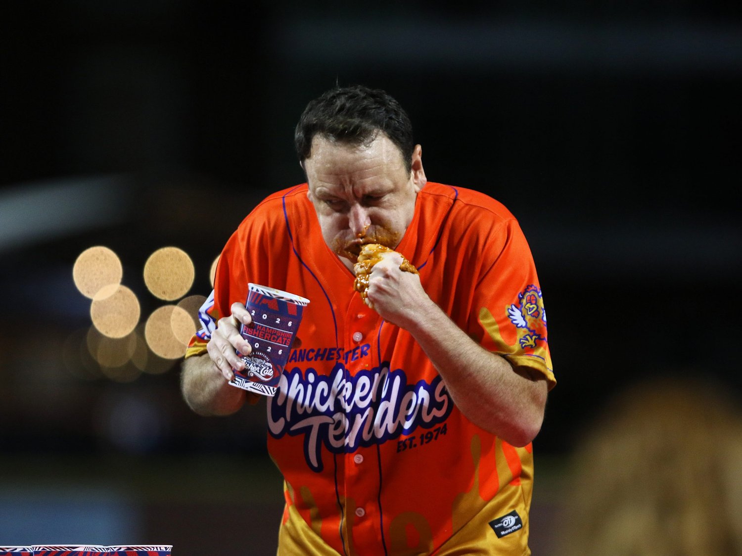 Greenfield resident takes on Joey Chestnut in buffalo chicken tender eating challenge