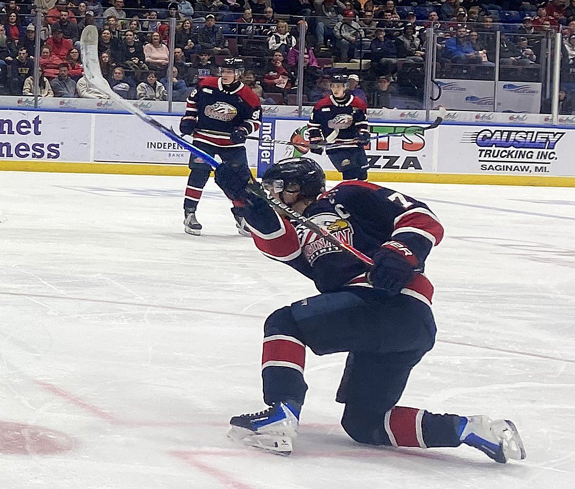 New Saginaw Spirit coach earns first OHL victory