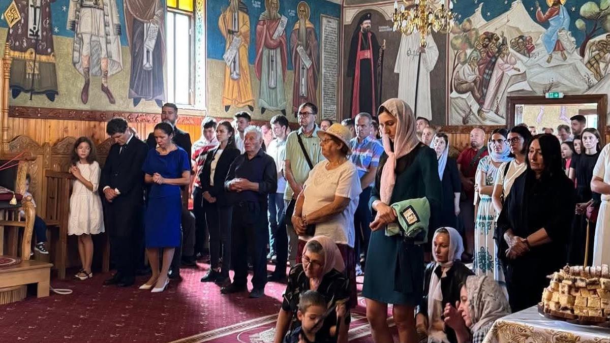Unde și-a petrecut președintele ziua de Sfânta Maria: a ales o mănăstire din zona Făgărașului