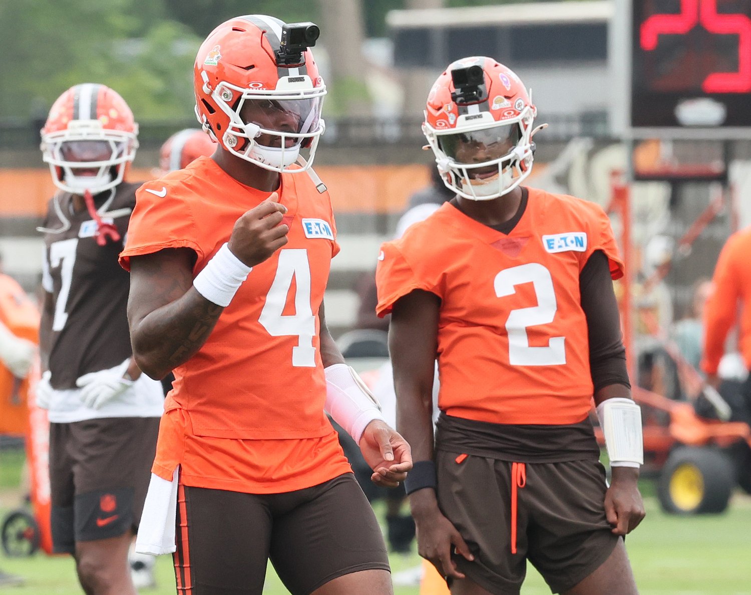 Shedeur Sanders might not have many Browns starters with him vs. Bills; Deshaun Watson will play the 3Q despite joint practice: Quick hits