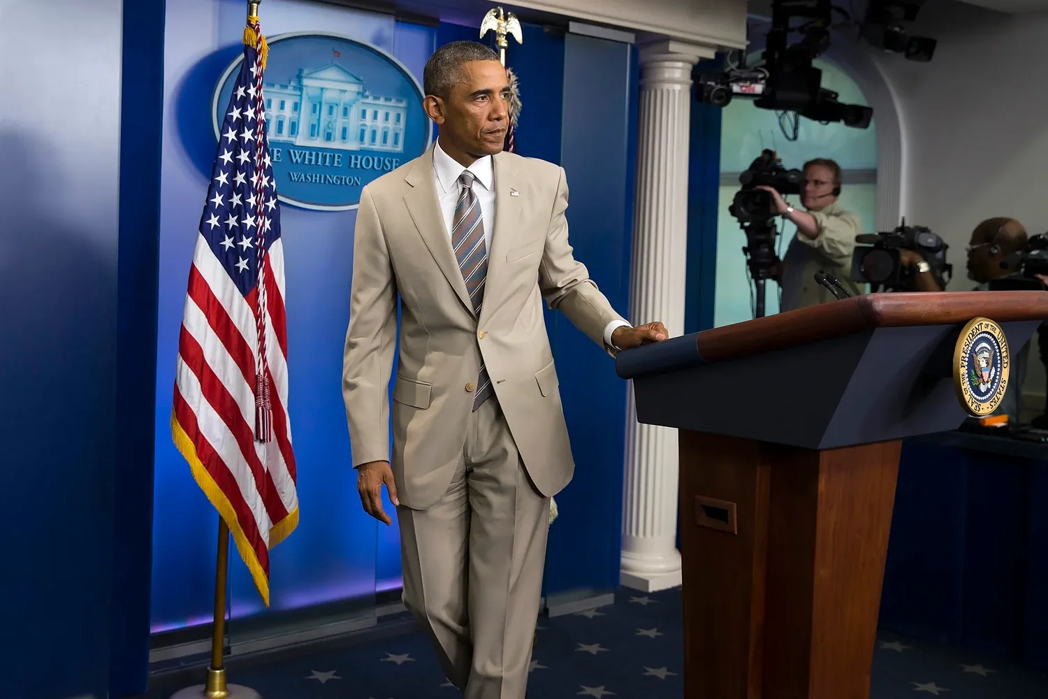Barack, Your Country Needs You