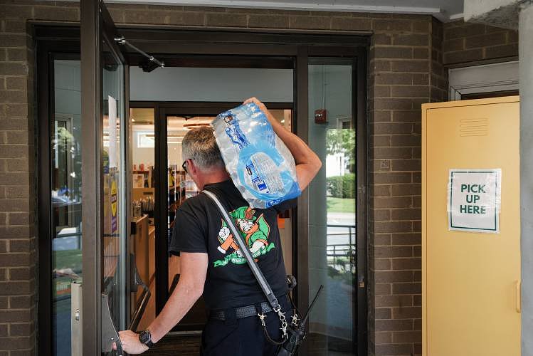 Heat wave prompts cooling centers in Upper Valley towns