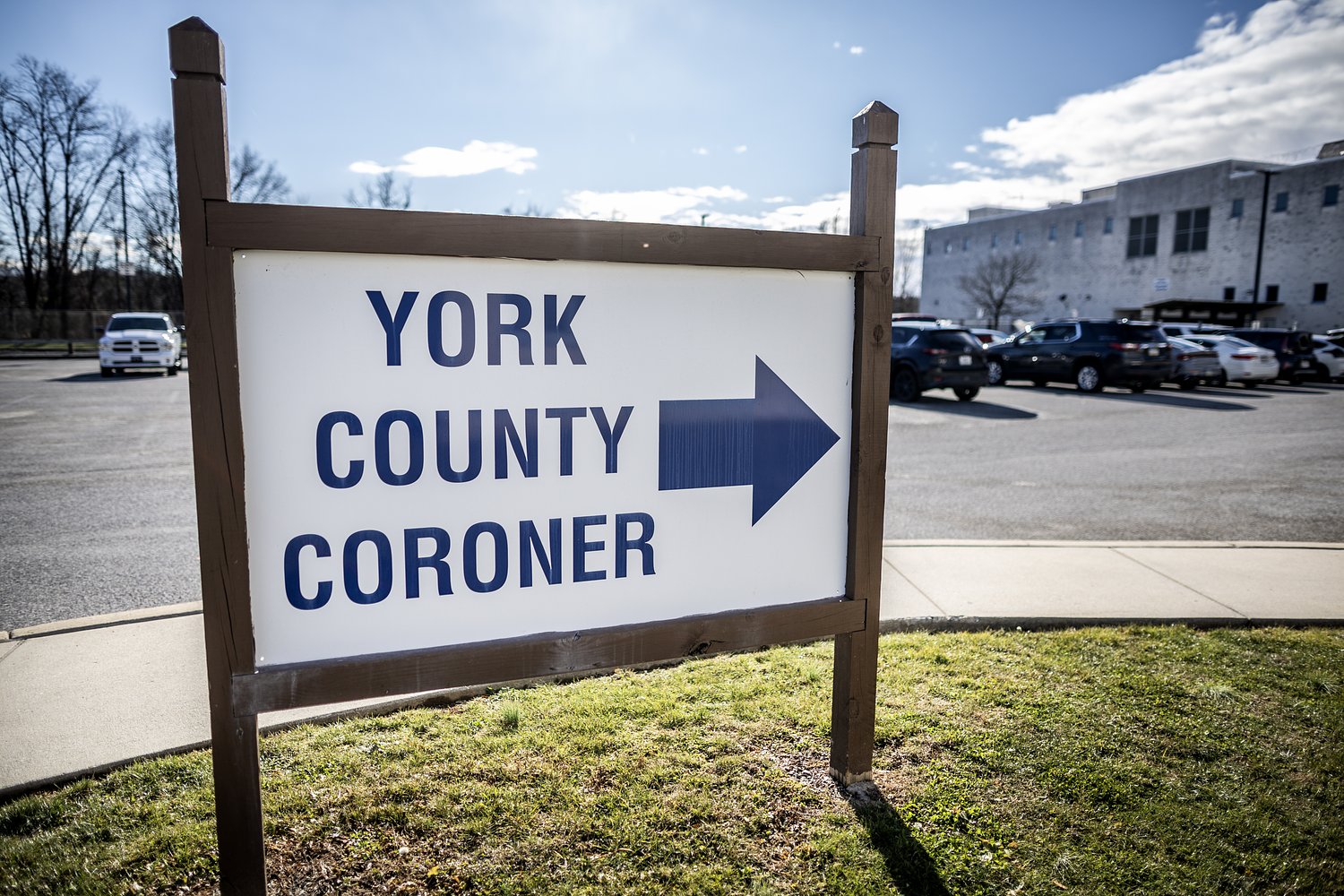 Coroner IDs pickup truck driver who died in I-83 construction zone crash