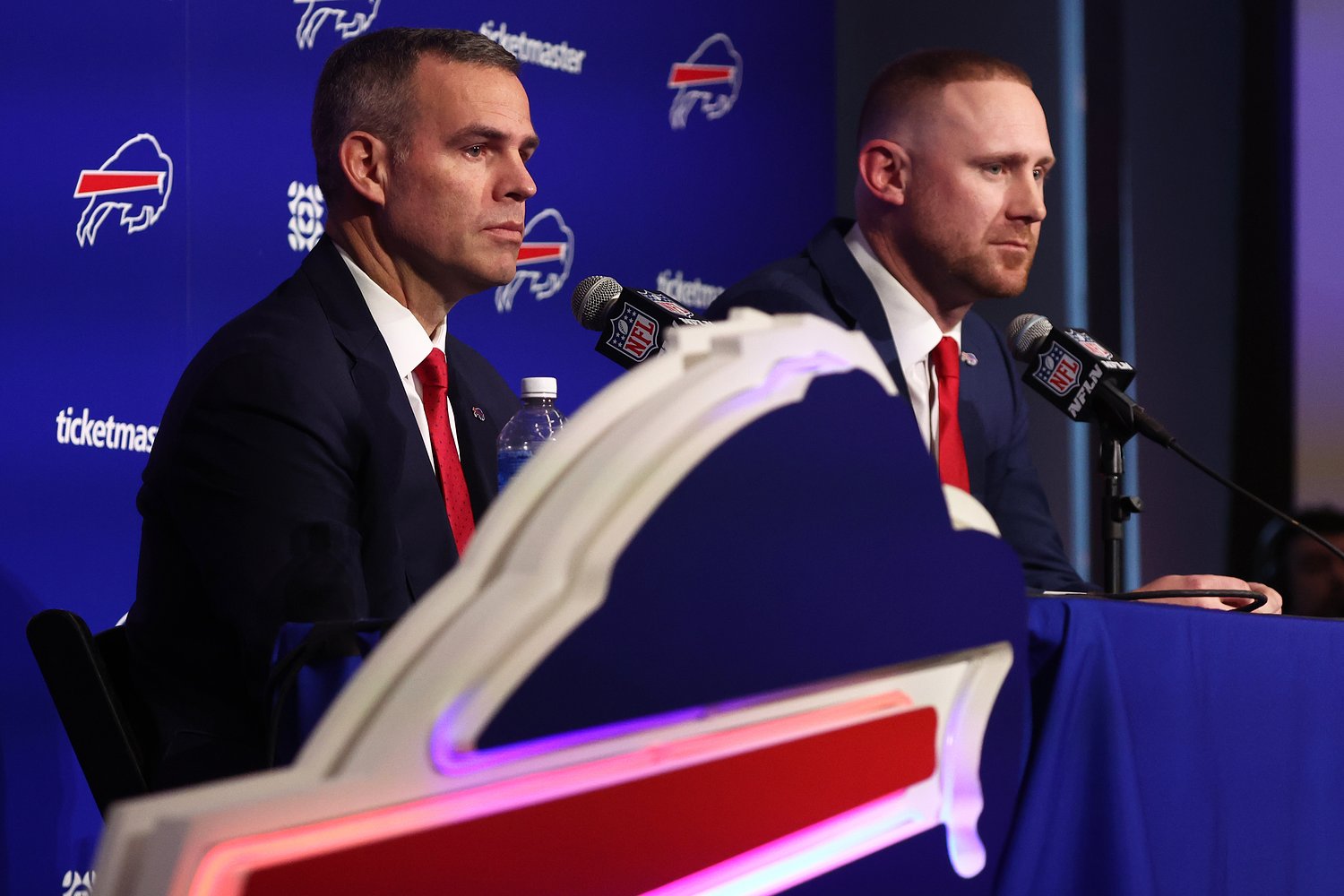 NFL trade deadline 2026: Buffalo Bills reportedly looking to add defensive help, per insiders