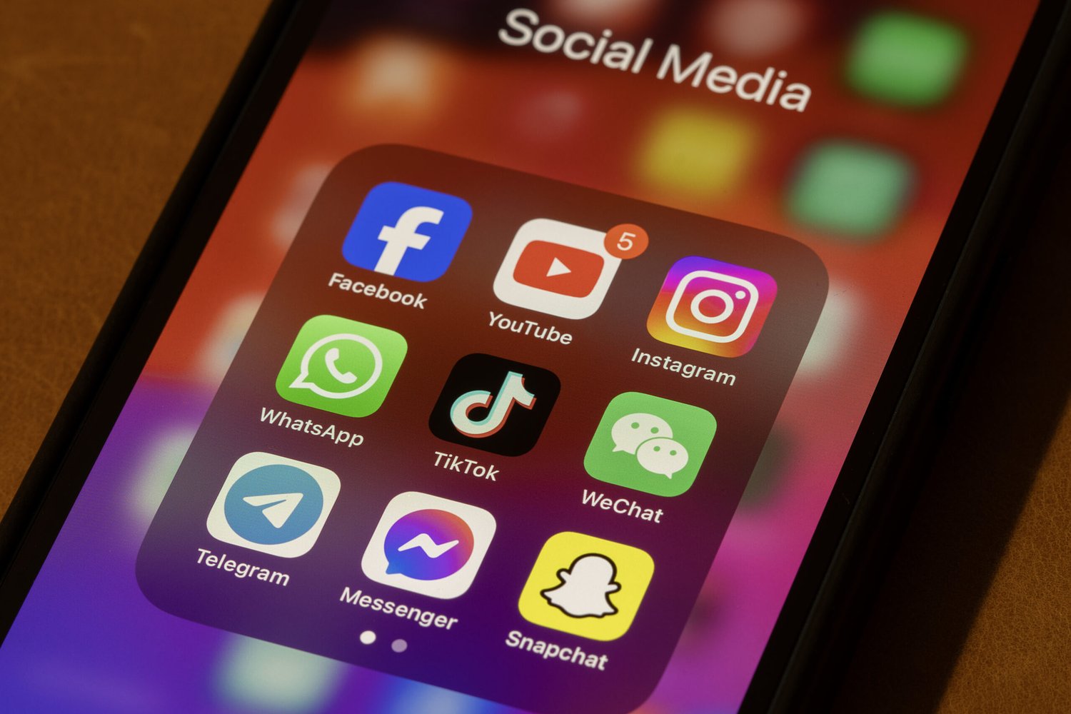 Bipartisan group introduces bill to make influencers register under FARA