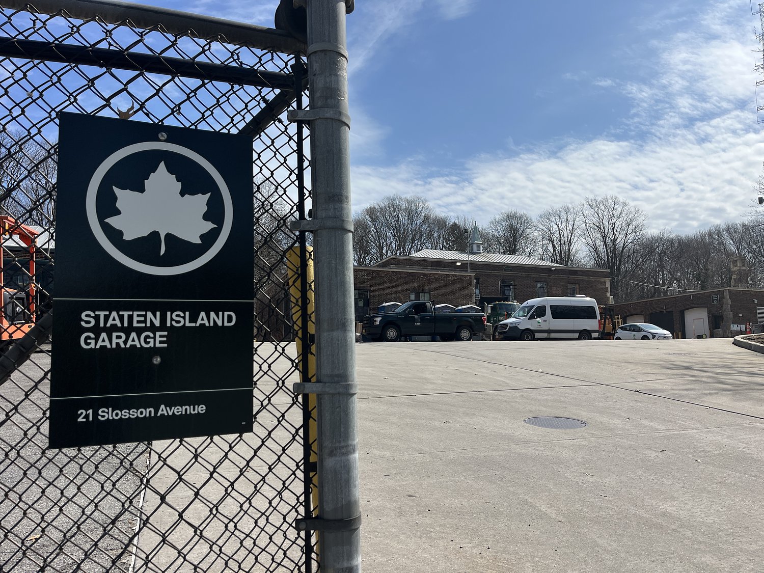 City wanted to purchase shuttered Staten Island bus depot, but lost out to $10.5M buyer