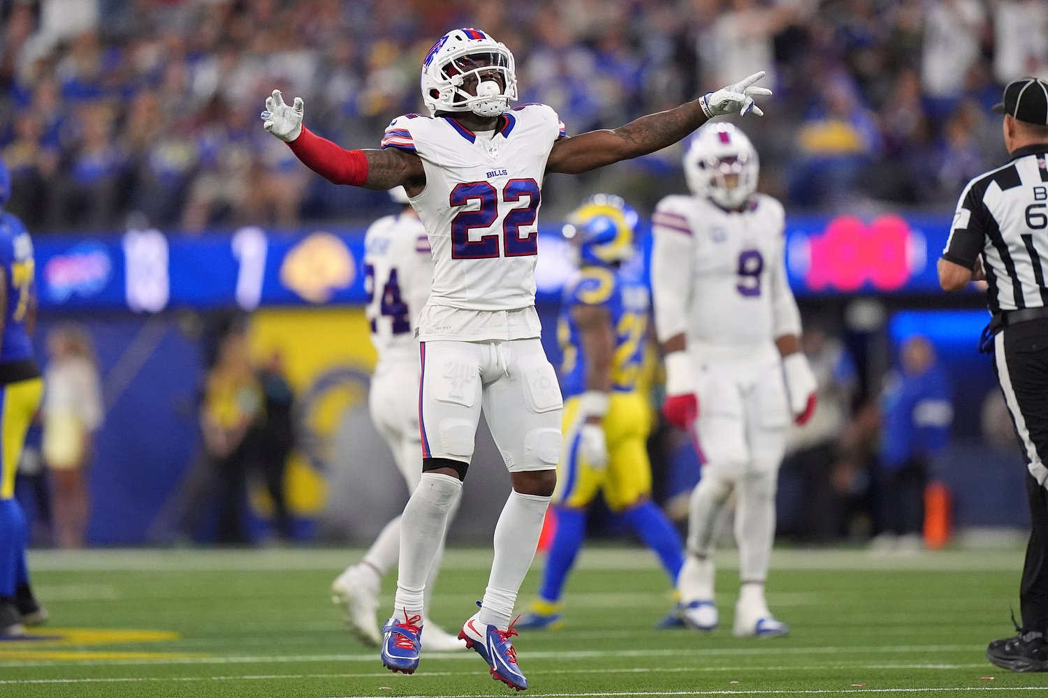 Buffalo Bills safety ejected before halftime after spitting toward Raiders players
