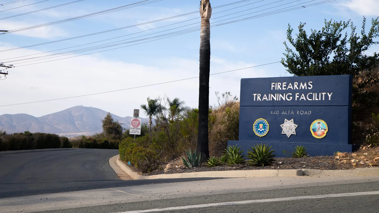San Diego sheriff and supervisors in standoff over local response to immigration crackdown