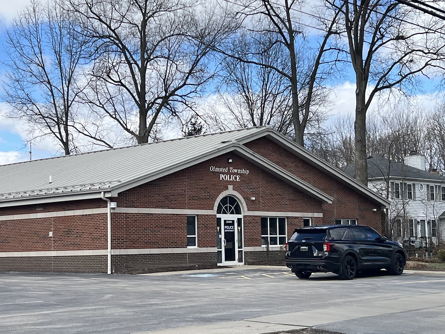 Fraudsters steal from Family Dollar: Olmsted Township police blotter
