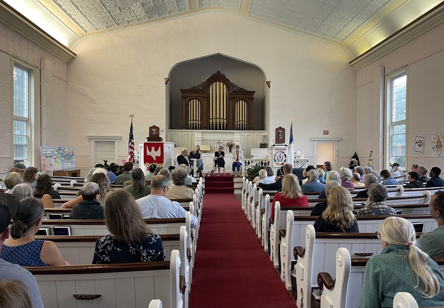 1st Franklin District candidates talk school funding, affordability at Sunderland forum