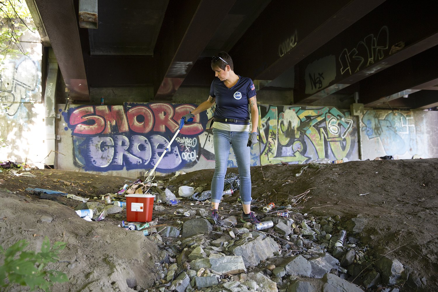 Volunteers collect 1,300 syringes during Hartford area community cleanup