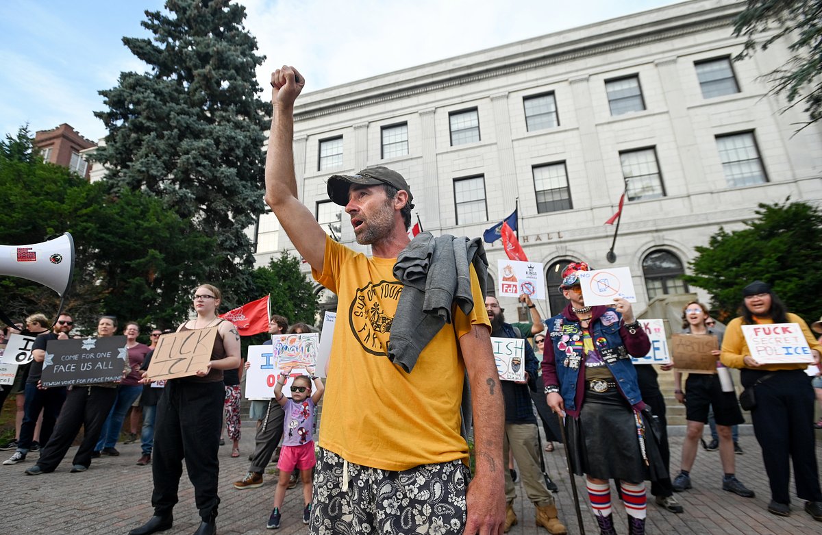 Dozens protest in Bangor after ICE killing
