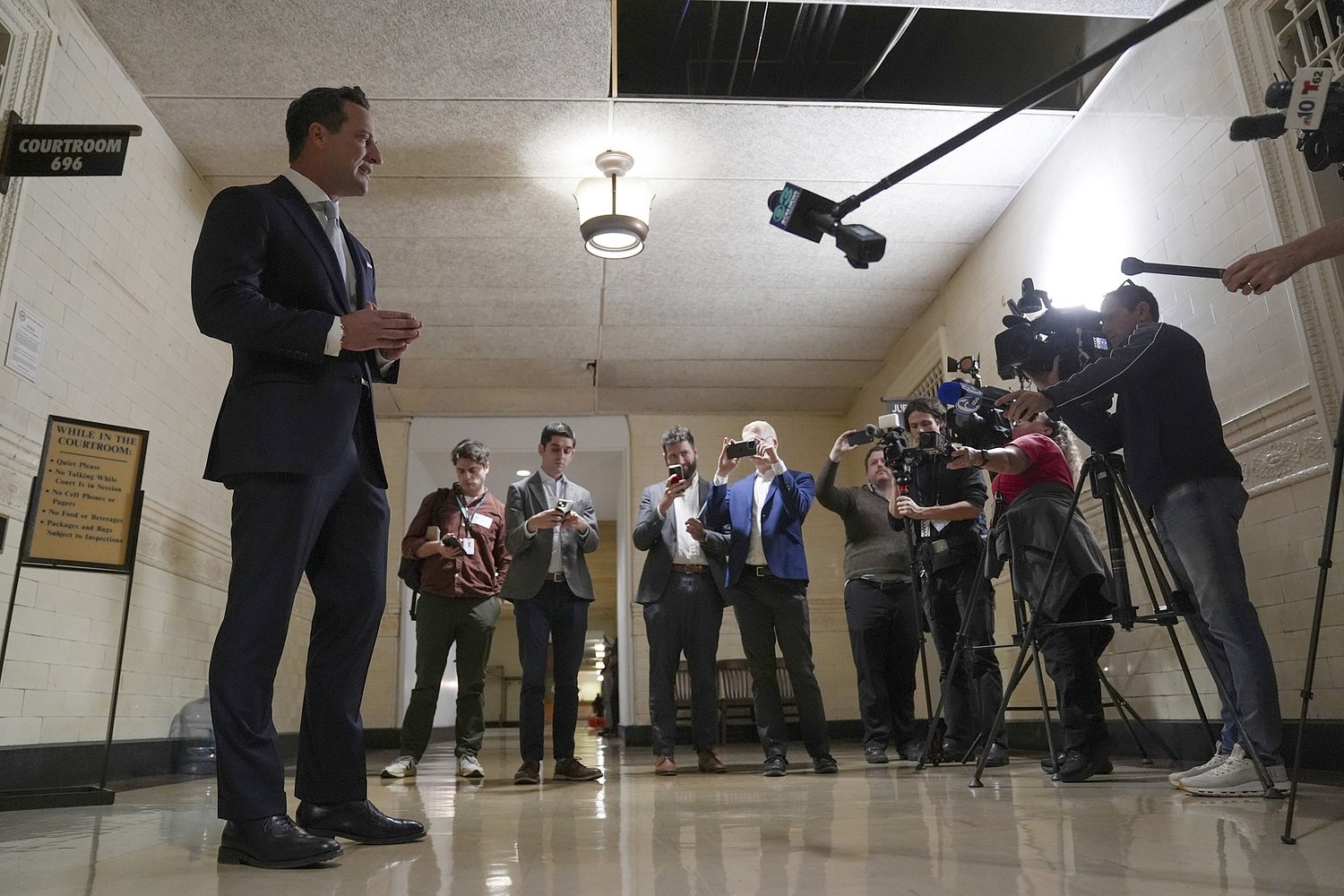 Elon Musk’s Lawyer Seeks Seat in Congress