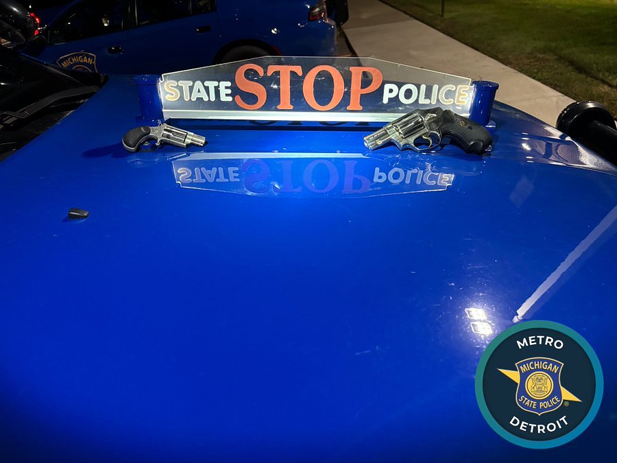 Driver arrested on I-75 in Oakland County with loaded handguns, police say