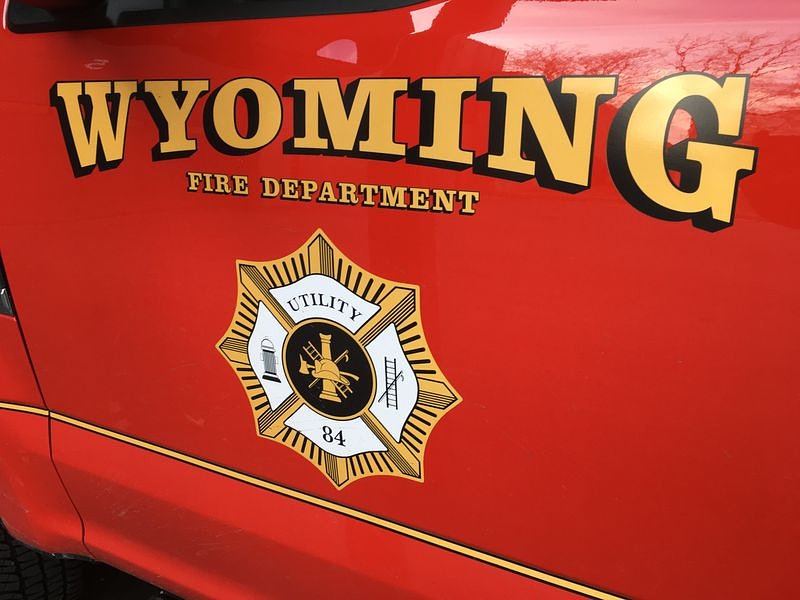 Wyoming firefighters evacuate building after ammonia leak