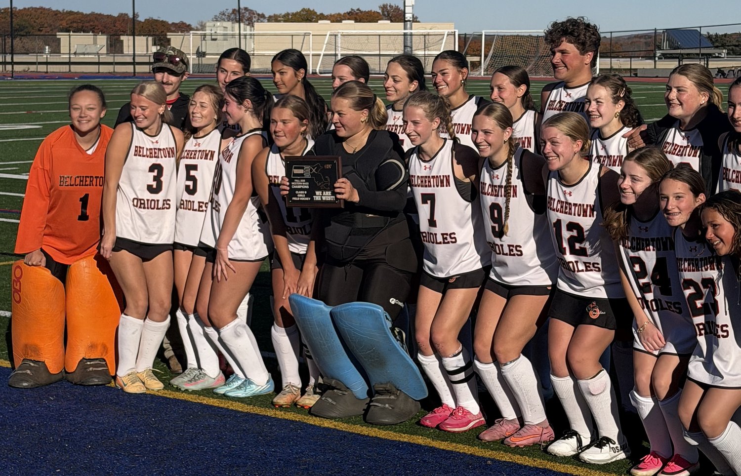 Roy siblings lead Belchertown field hockey to Western Mass. Class B title
