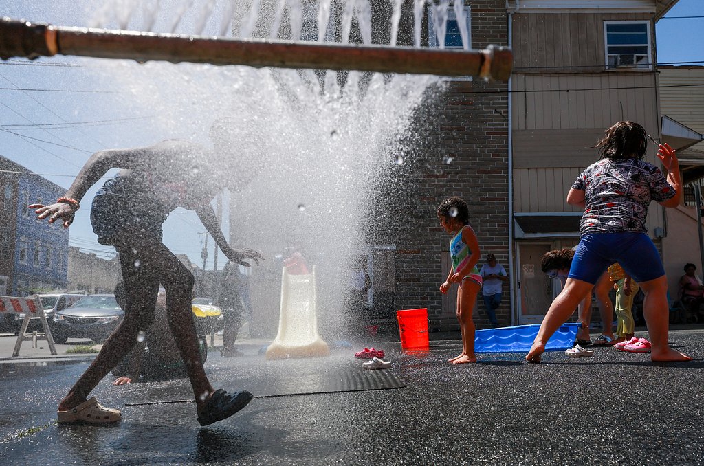 Ways to beat the extreme heat: Easton hydrants, free Bethlehem pools and Allentown cooling stations