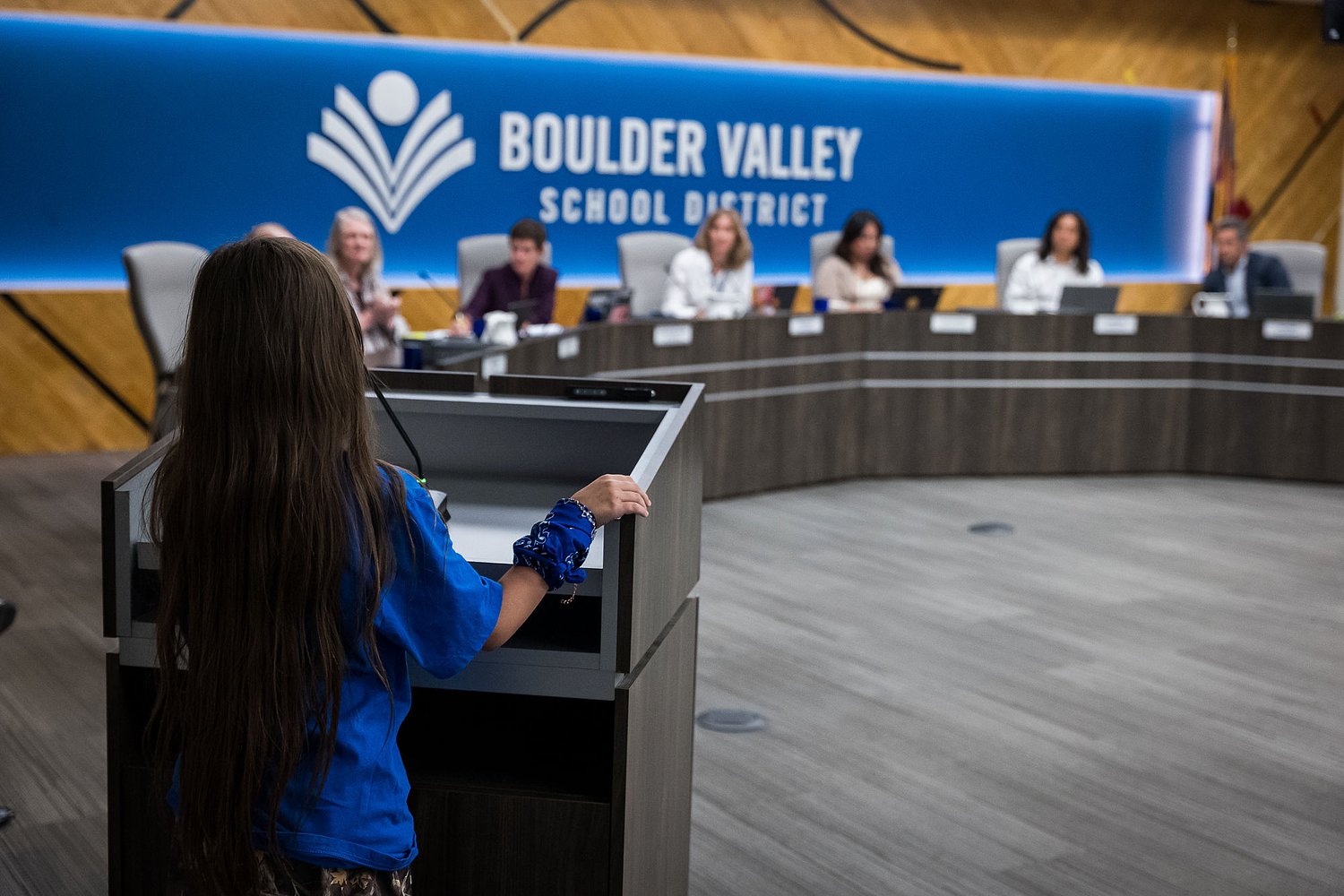 Boulder Valley school board votes to close four elementary schools amid calls to delay