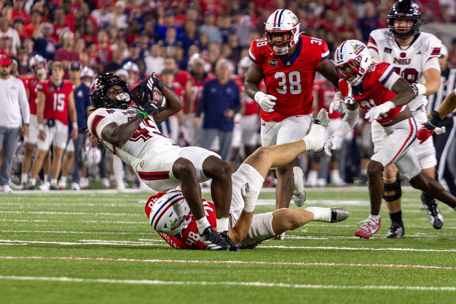 Jack Murray gets first career sack, but NIU’s hot start doesn’t last in 42-17 loss at Arizona