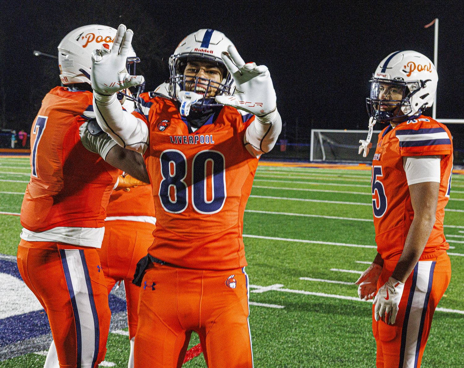 Syracuse.com’s HS football Game of the Week is streaming live tonight: Elmira at Liverpool