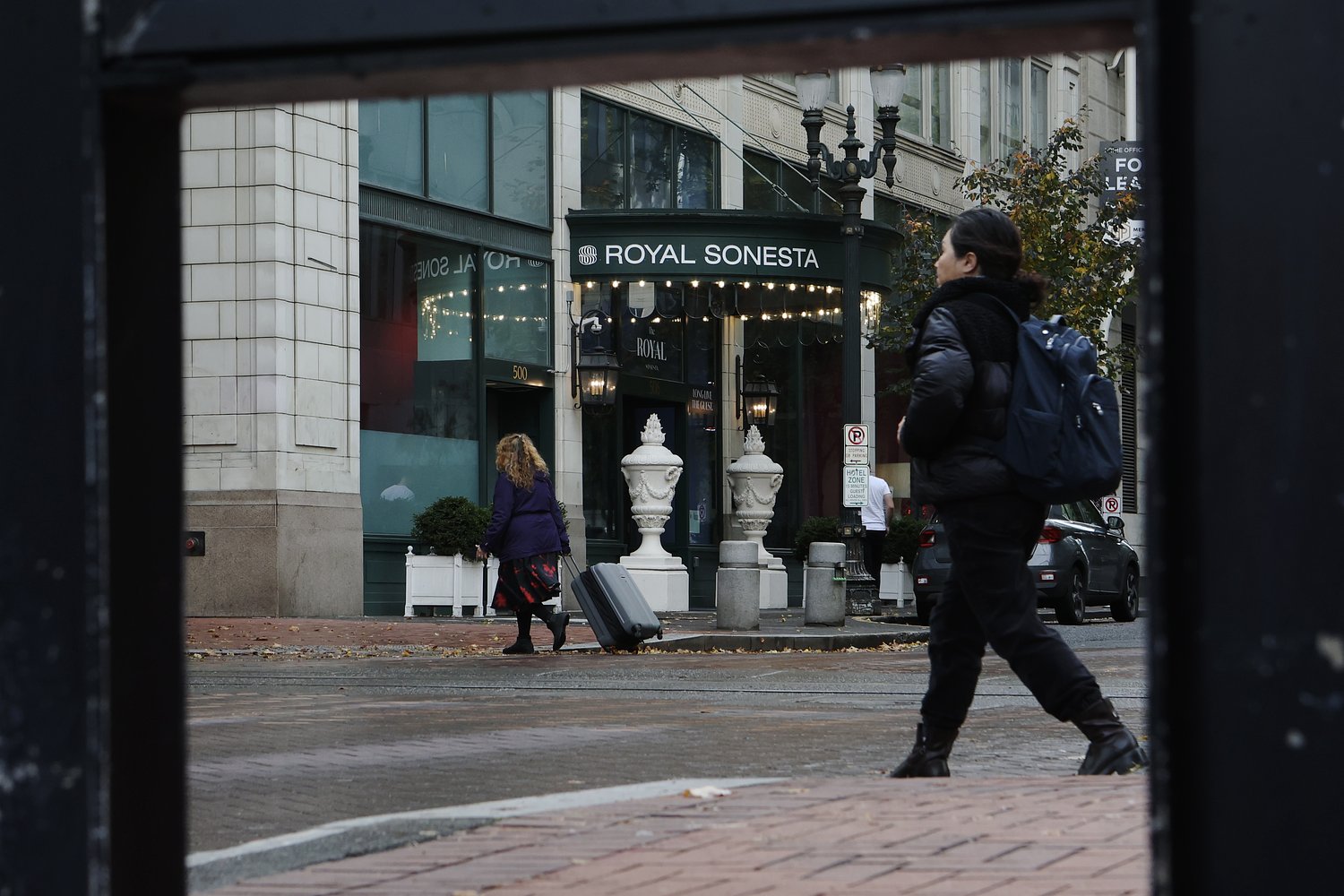 Downtown Portland hotel sells for 94% less than 2016 price