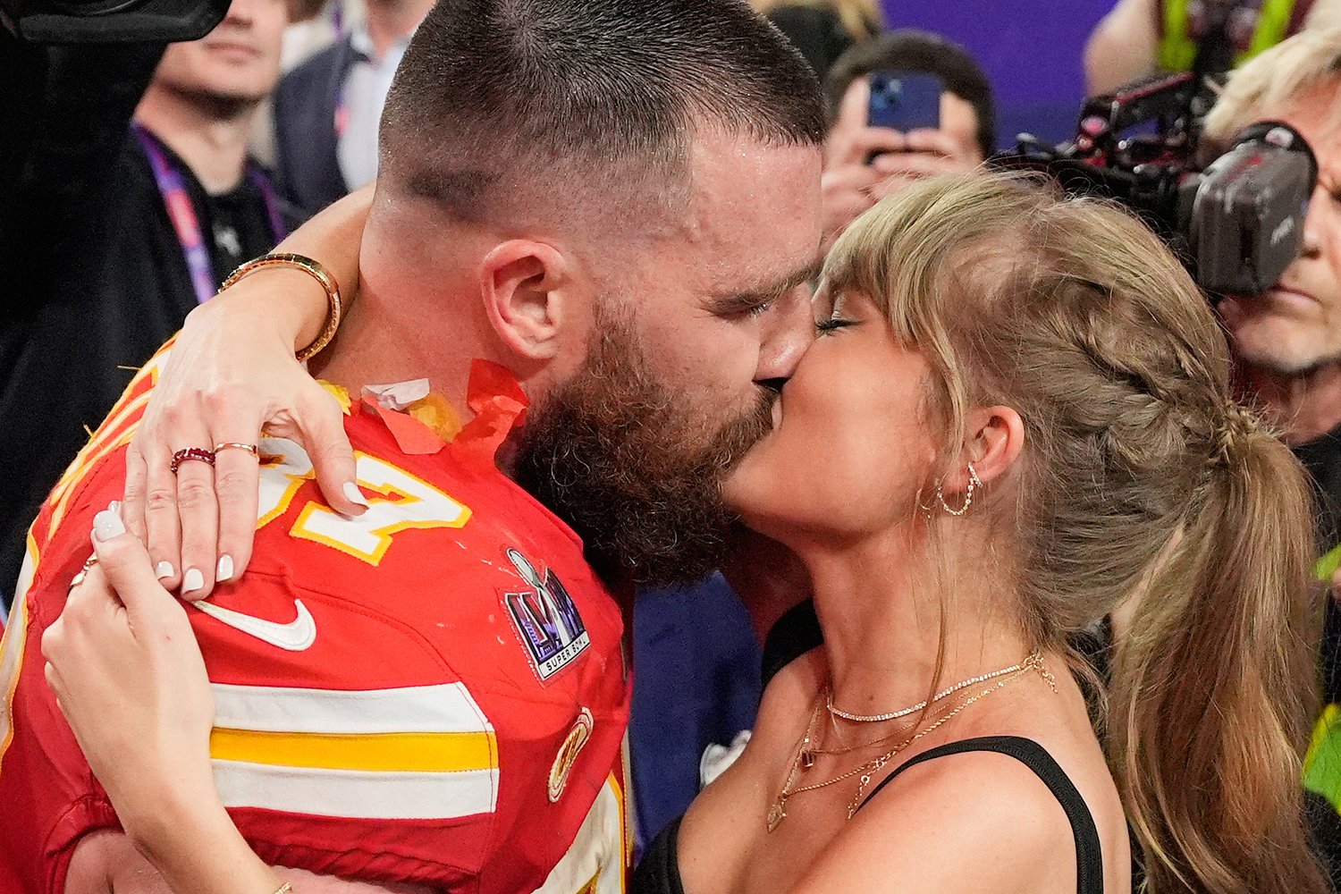 Taylor Swift and Travis Kelce wedding: You won’t believe who officiated the ceremony