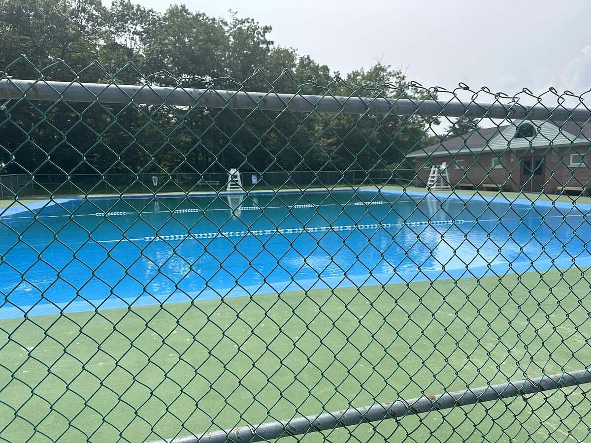 Mysterious leak closes Bucksport pool indefinitely