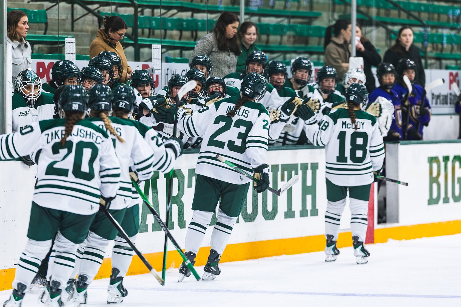 Dartmouth Roundup: Women's hockey cranks up the offense