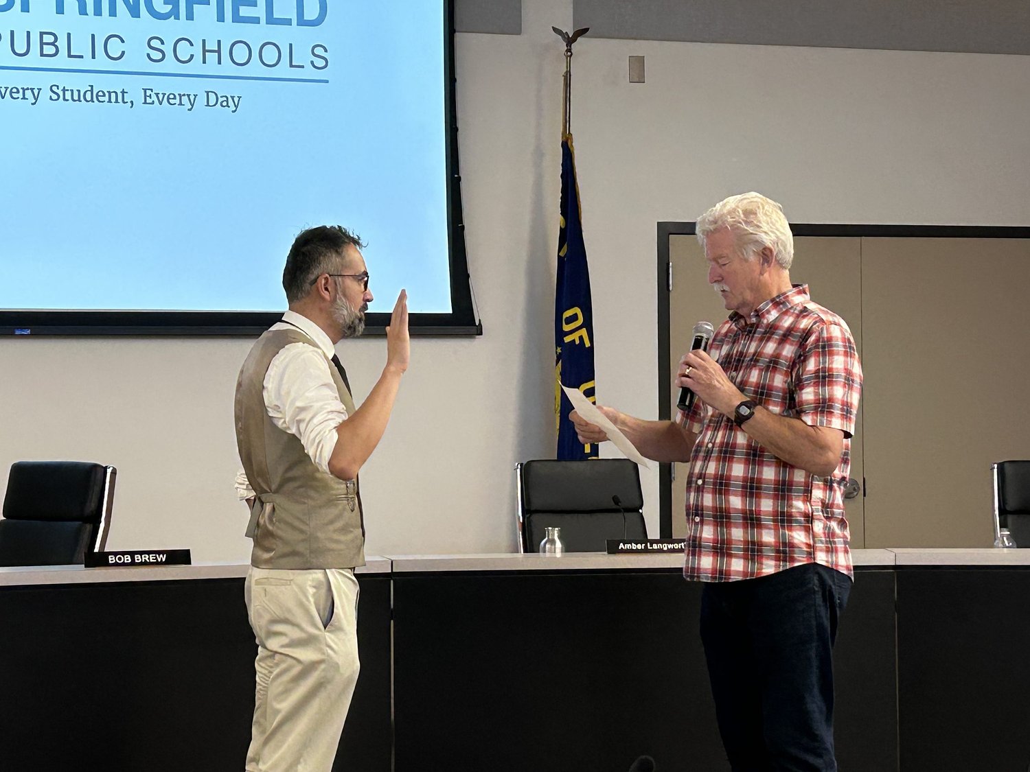 Springfield school board chooses active district parent to fill open seat