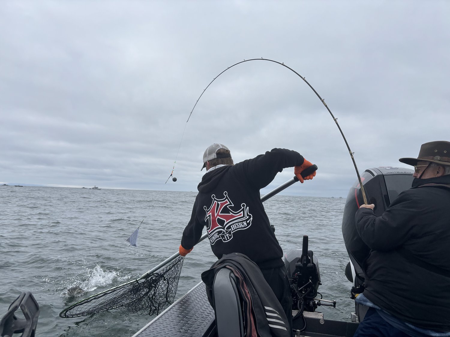 Federal and state managers to close chinook salmon fishing near Columbia River mouth