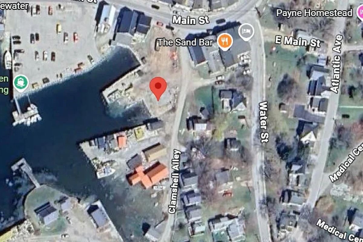 Robert Indiana’s foundation donates Vinalhaven working waterfront property