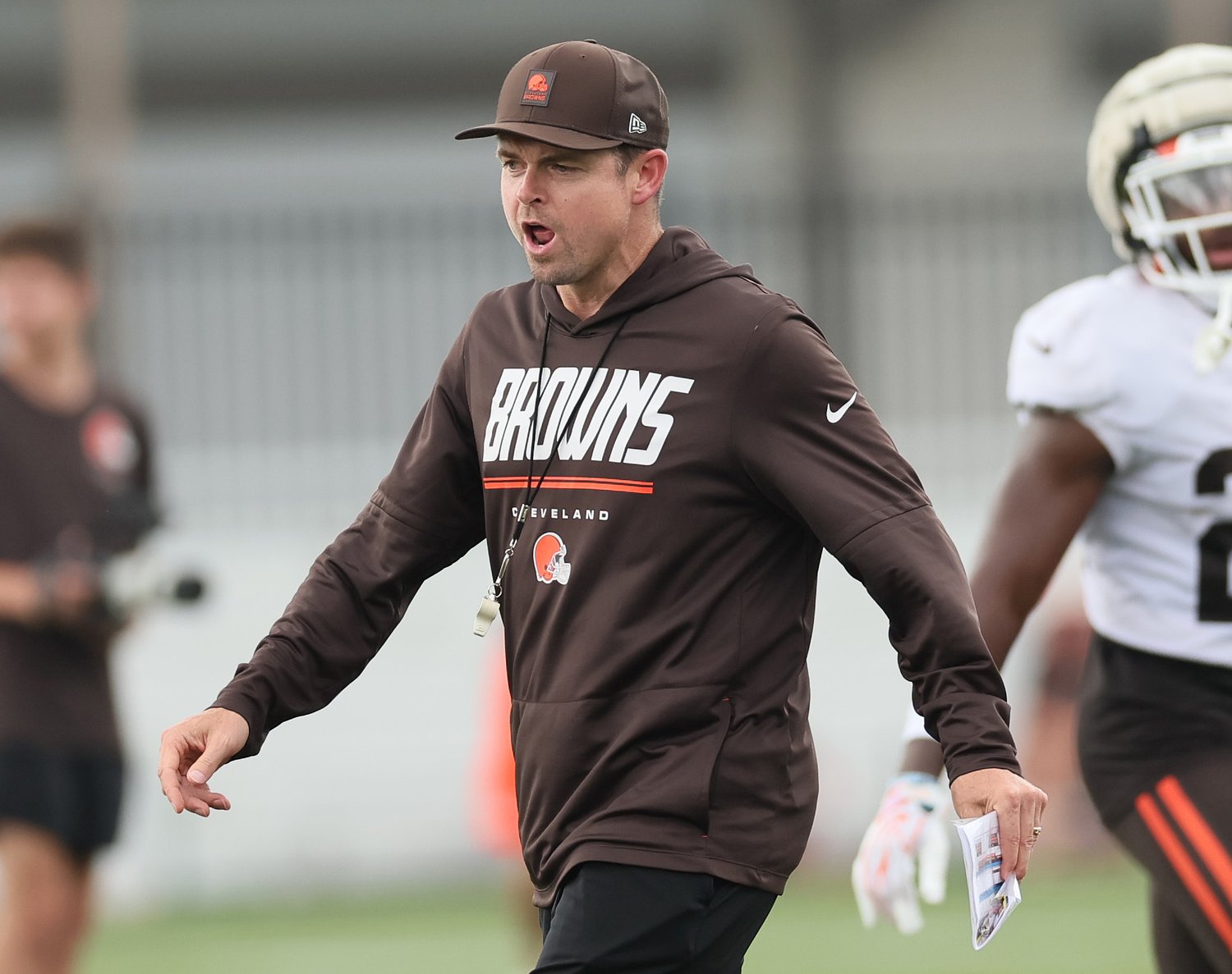 Todd Monken had plenty to say after Browns’ costly 12-men penalty. Special teams coordinator Byron Storer knew he deserved it