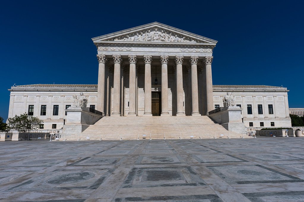 Supreme Court strikes down Hawaii law requiring permission to carry guns in stores and hotels