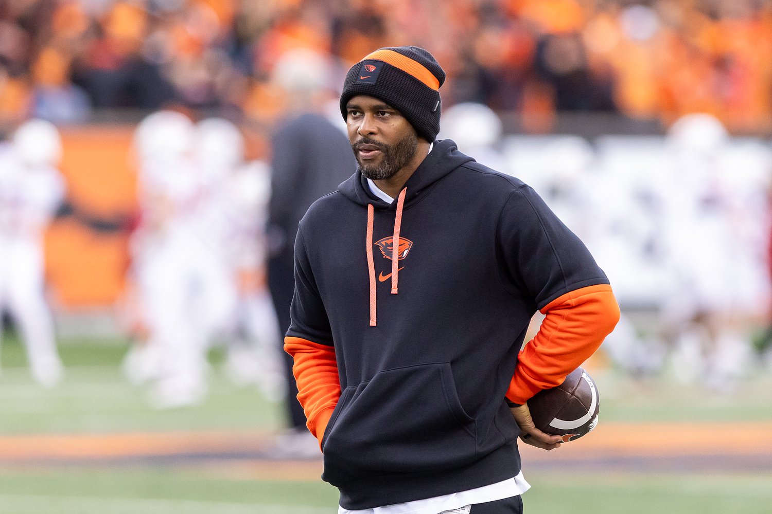 Oregon State, former defensive coordinator Keith Heyward at odds over unpaid buyout