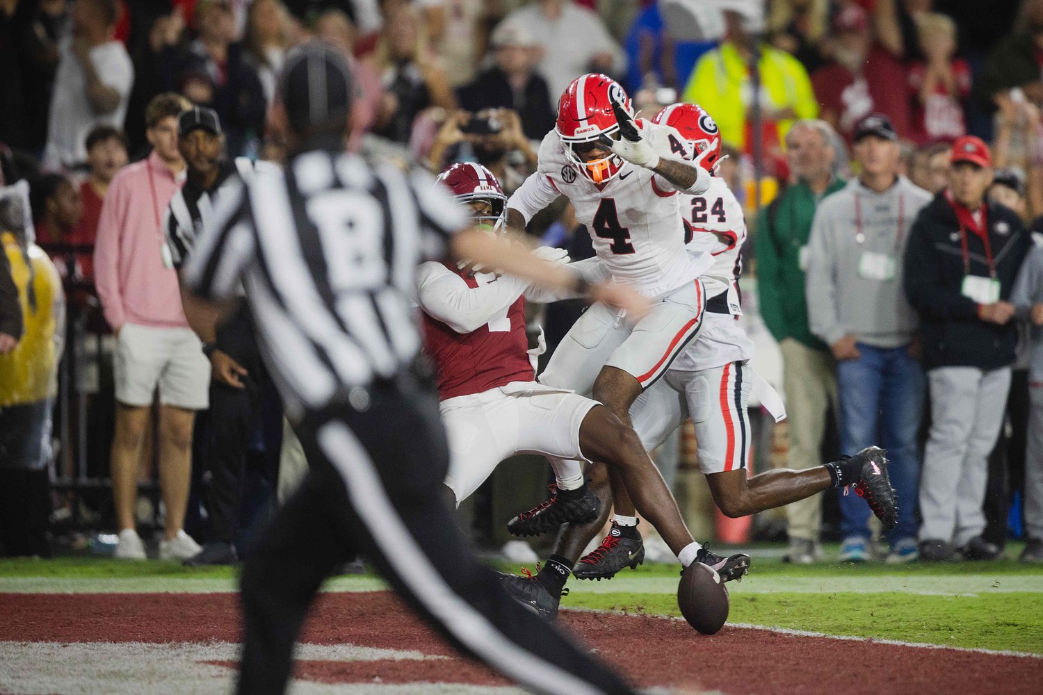 Kalen DeBoer reacts to uncalled pass interference in Alabama’s Georgia loss
