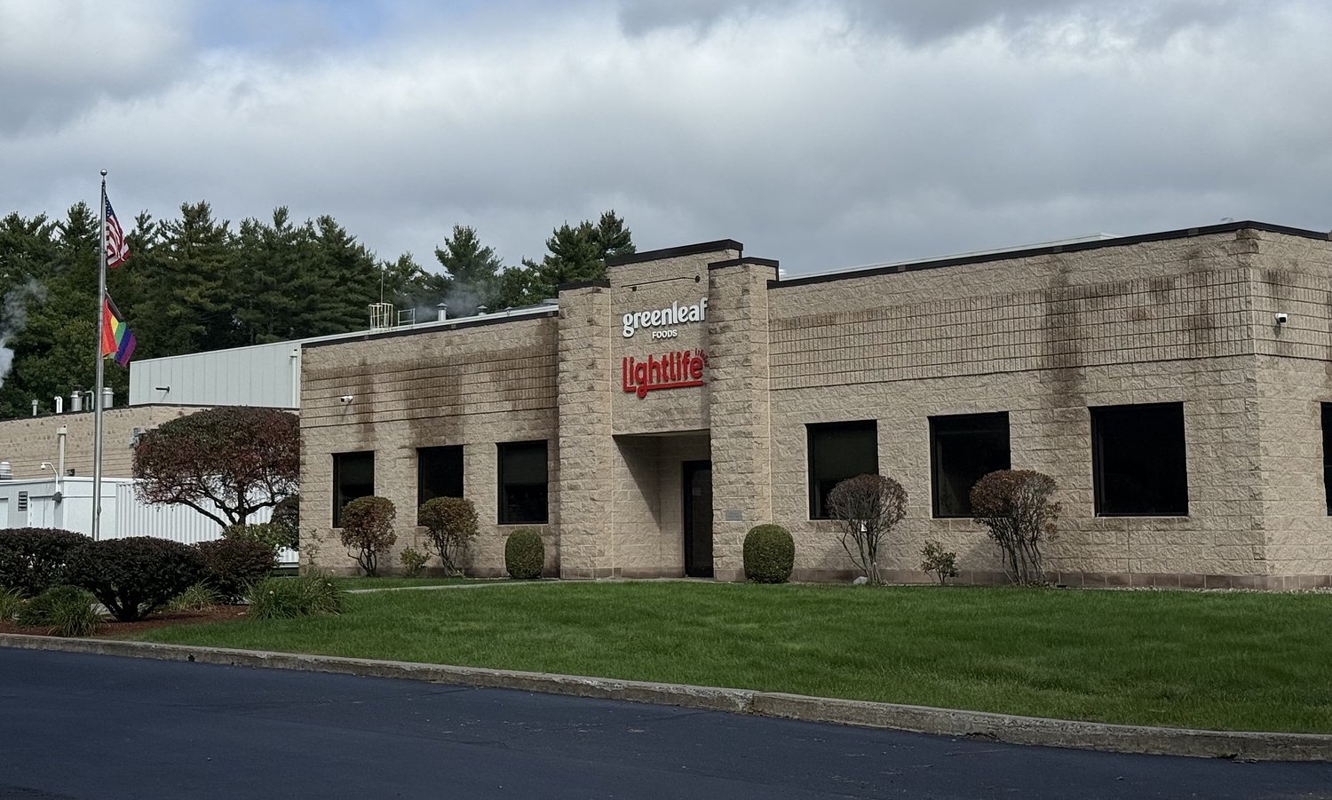 Maple Leaf Foods to close Turners Falls factory, consolidate to Indianapolis