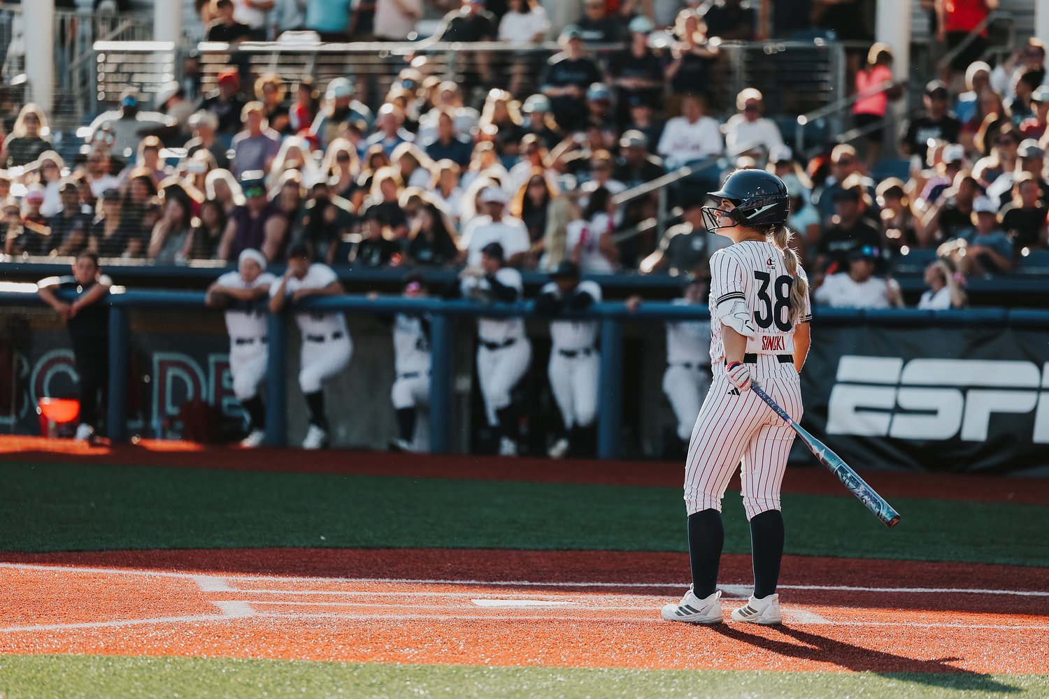 UO softball standout back on diamond as a pro, after break for 8 rounds of chemo