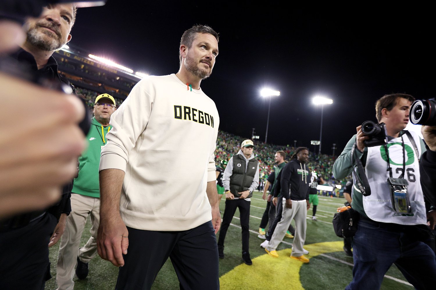 Dan Lanning backs expanded 24-team playoff for Oregon Ducks