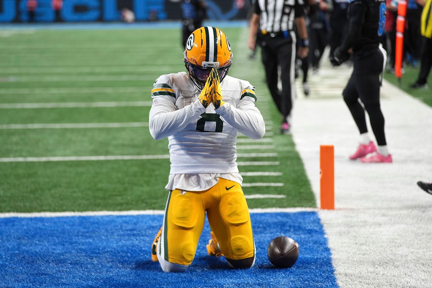 Packers' Josh Jacobs has 91 combined yards, TD catch in return after domestic violence case