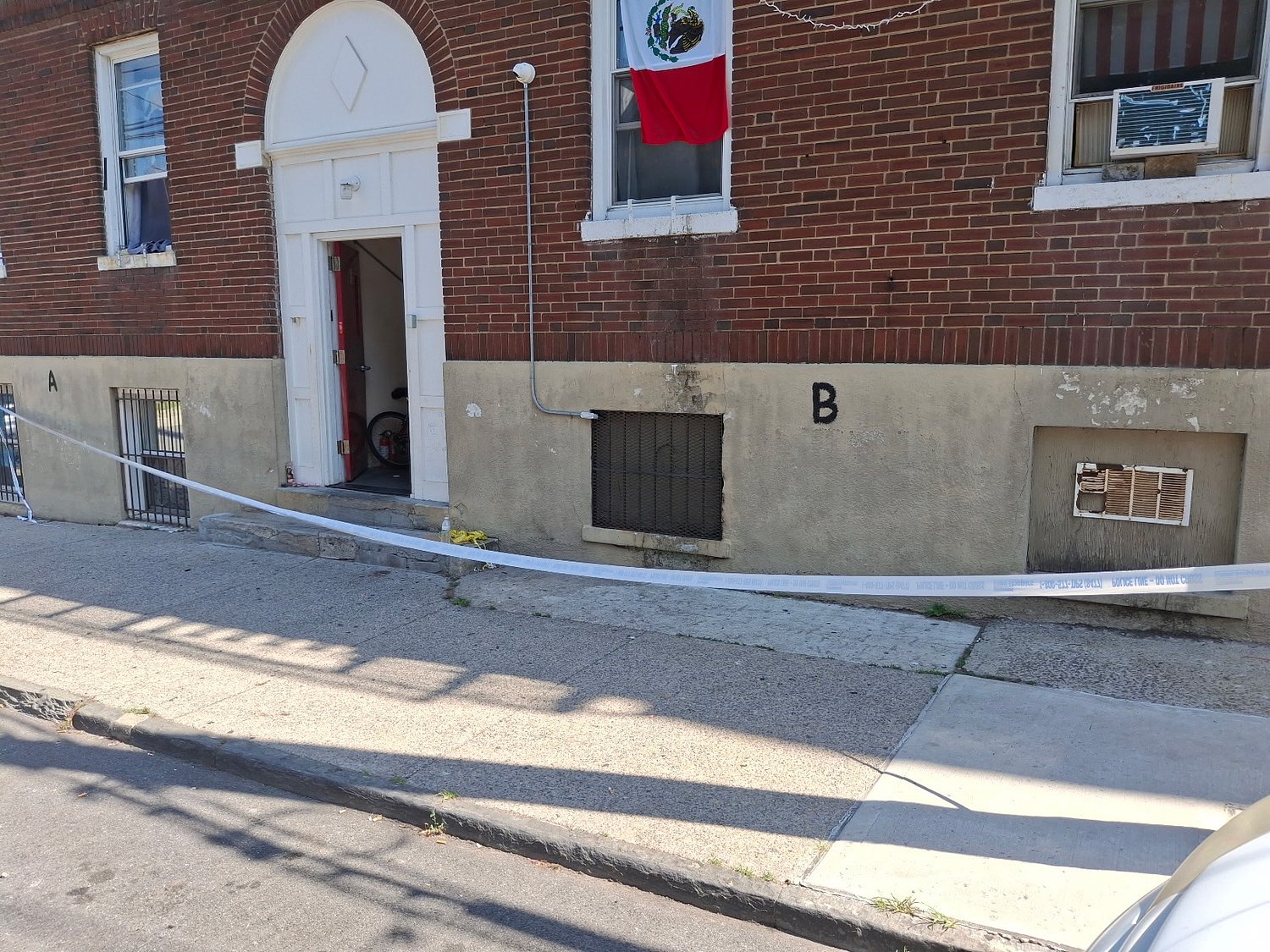 Search for Staten Island murder suspect came to head outside local eatery. Here’s what happened next.