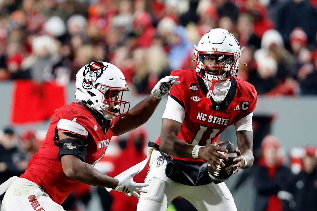 Where to watch NC State vs. Virginia football today on free streams, TV