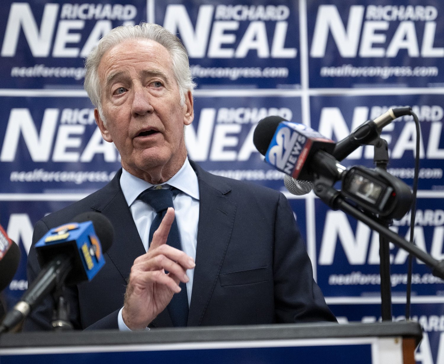 Massachusetts 1st District primary: Neal turns back Whalen's bid, advances to November