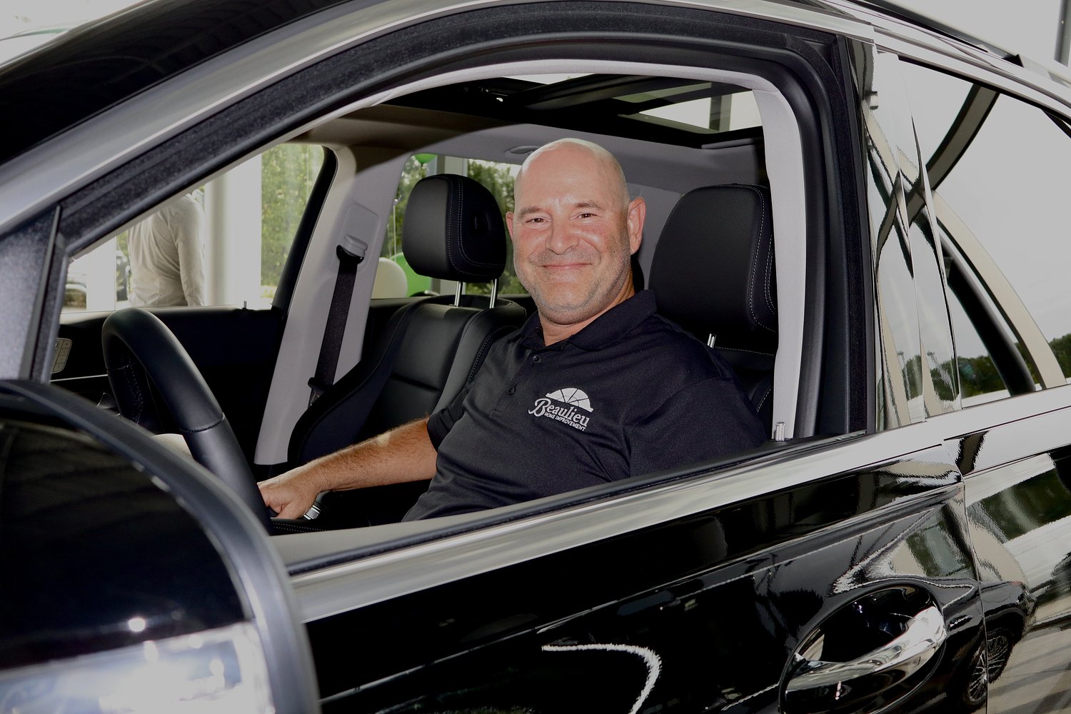 Hole in one wins Wilbraham golfer a new Mercedes SUV