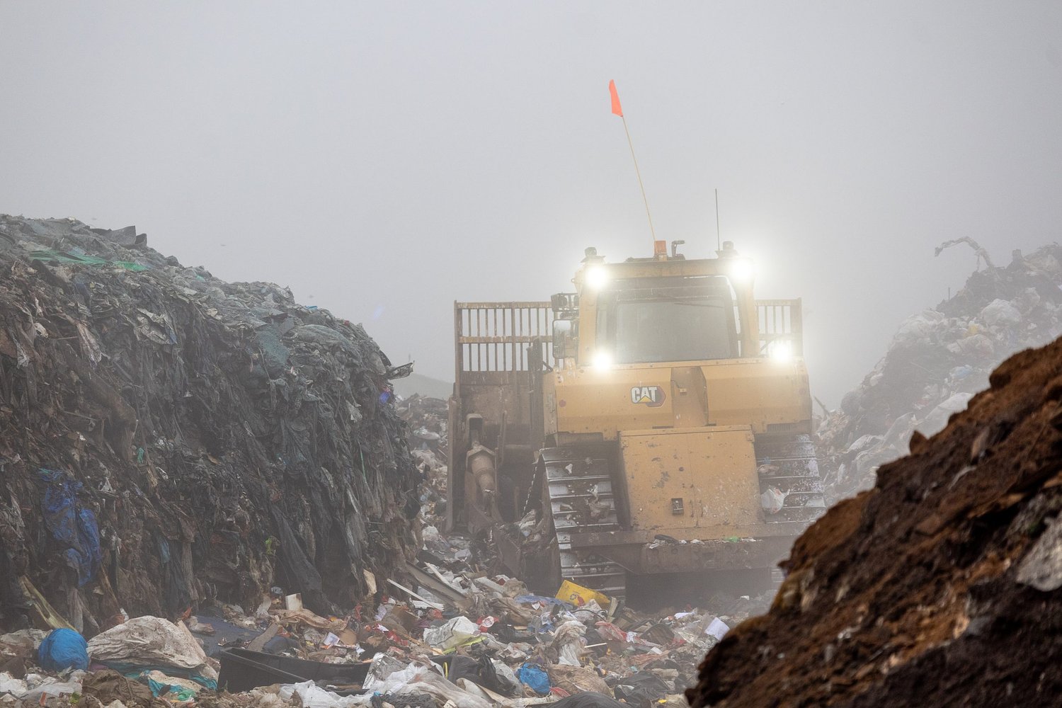 Lane County to close Walton trash transfer station, reduce hours at others